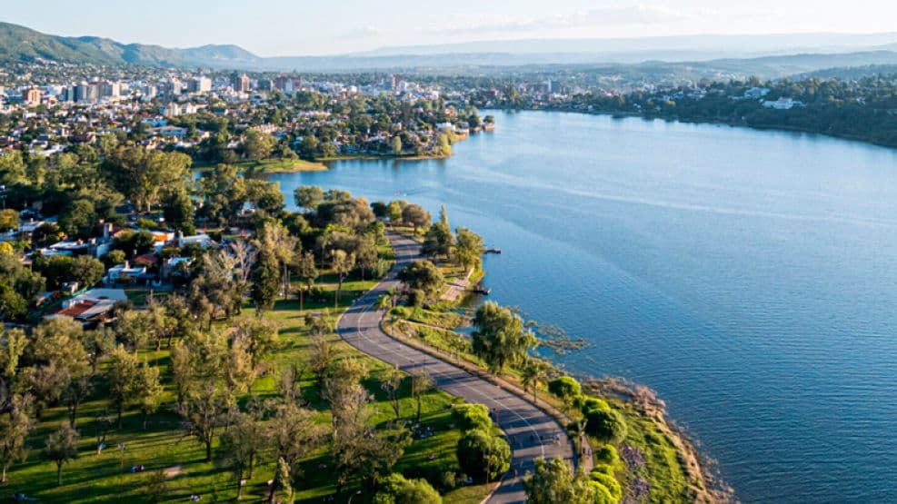 Imagen de Carlos Paz